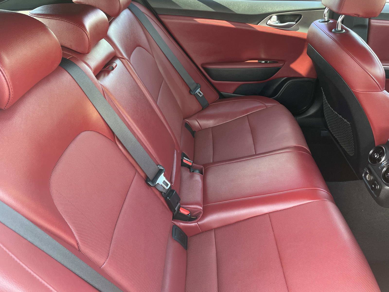 Used 2020 Kia Stinger GT image 25