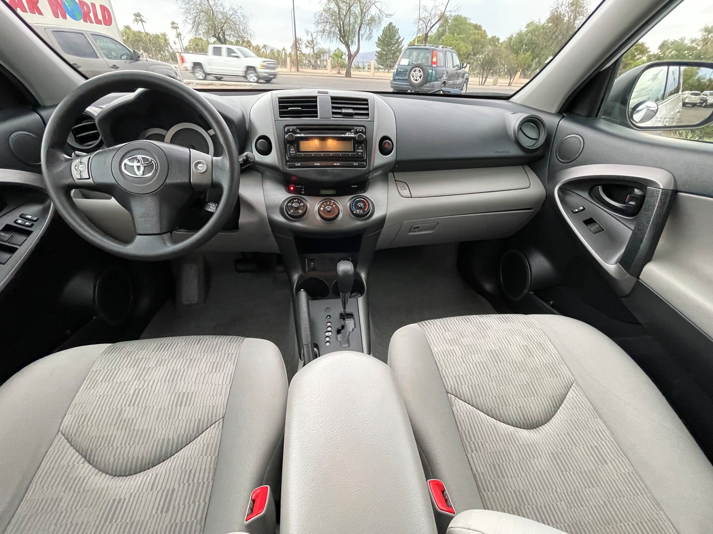 Used 2012 Toyota RAV4 FWD w/ Value Pkg image 17