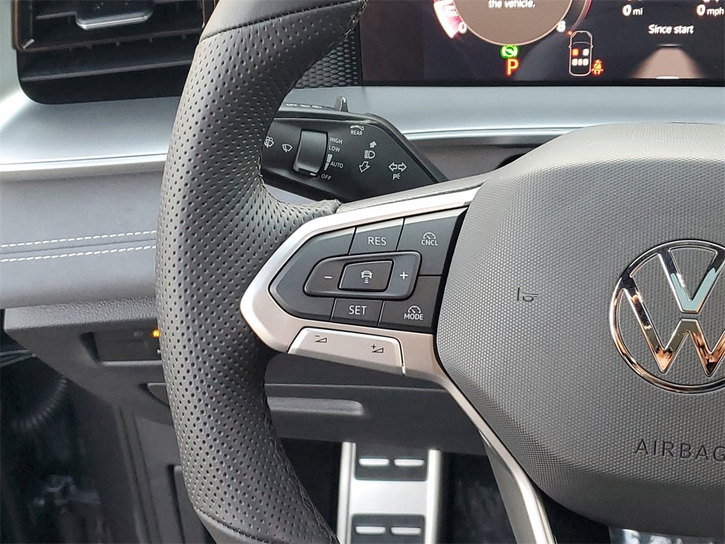 New 2026 Volkswagen Tiguan SE R-Line image 31