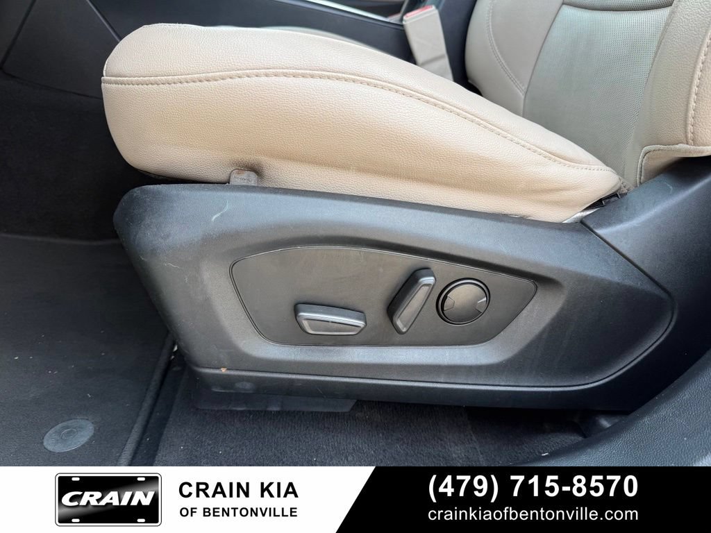 Used 2021 Ford Explorer Limited w/ Equipment Group 301A RWD image 11