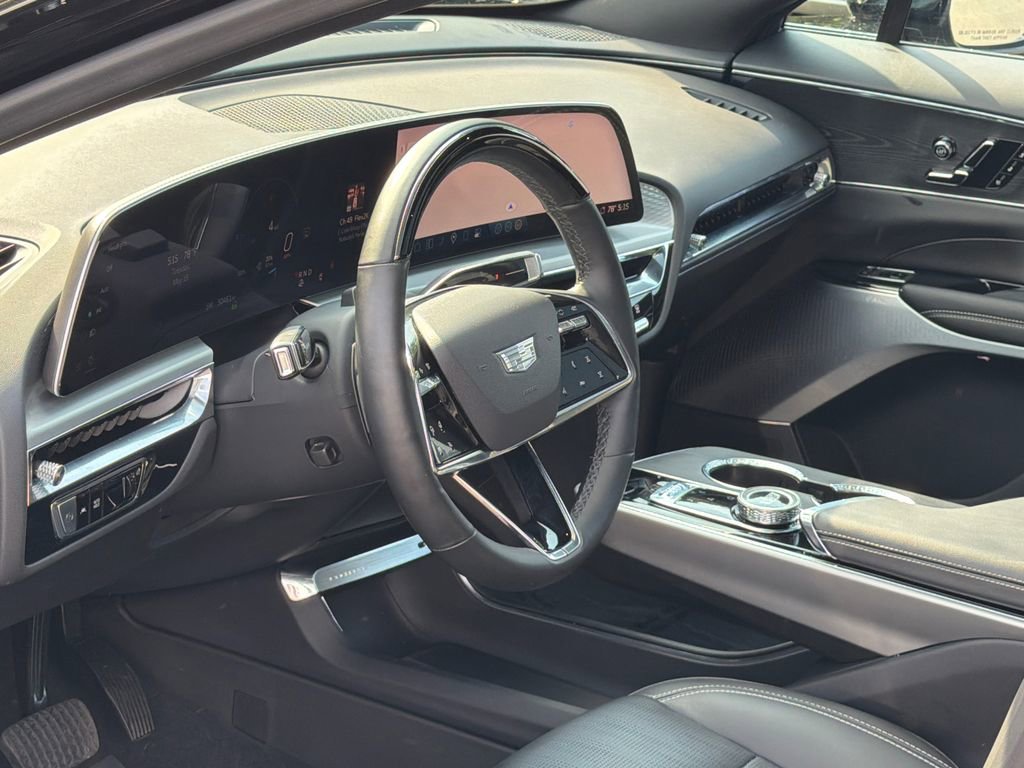 Used 2024 Cadillac Lyriq Sport RWD image 17