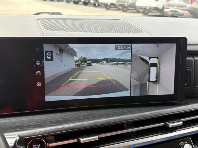 Used 2025 Hyundai Santa Fe Limited FWD image 5