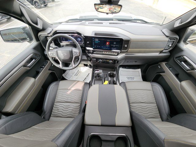 Used 2024 Chevrolet Silverado 1500 ZR2 w/ Technology Package image 32