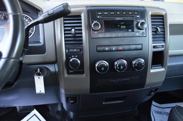 Used 2011 RAM 1500 Express image 16