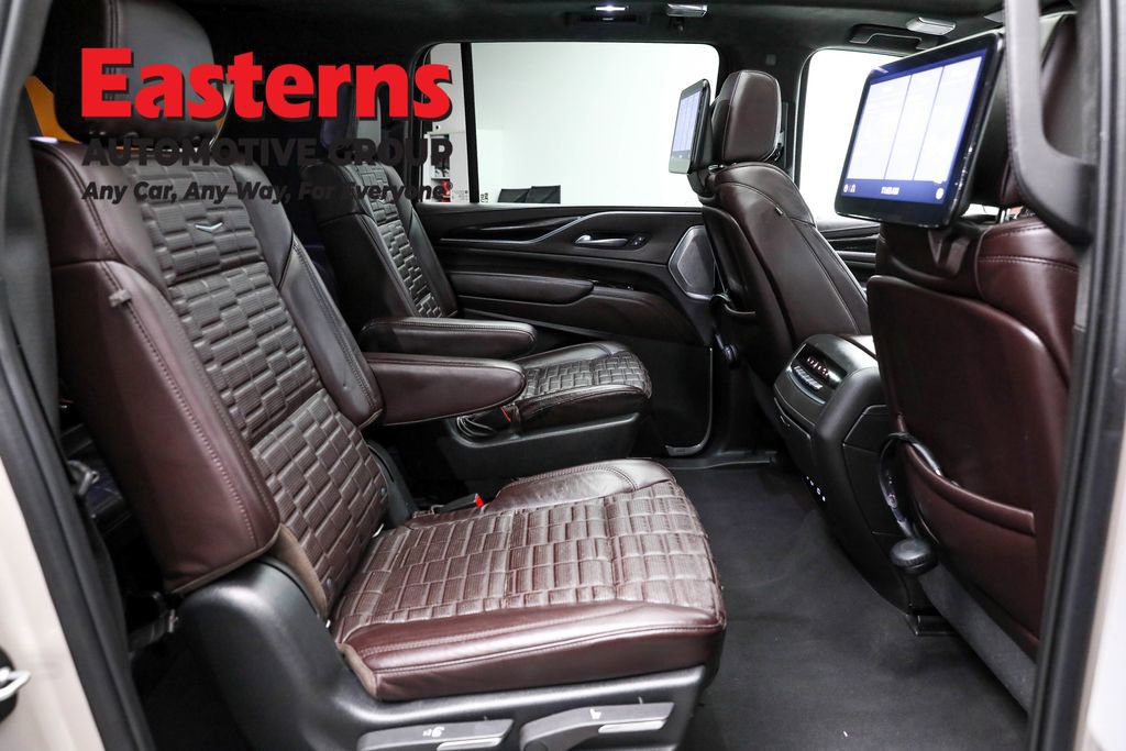Used 2021 Cadillac Escalade ESV Premium Luxury Platinum image 29