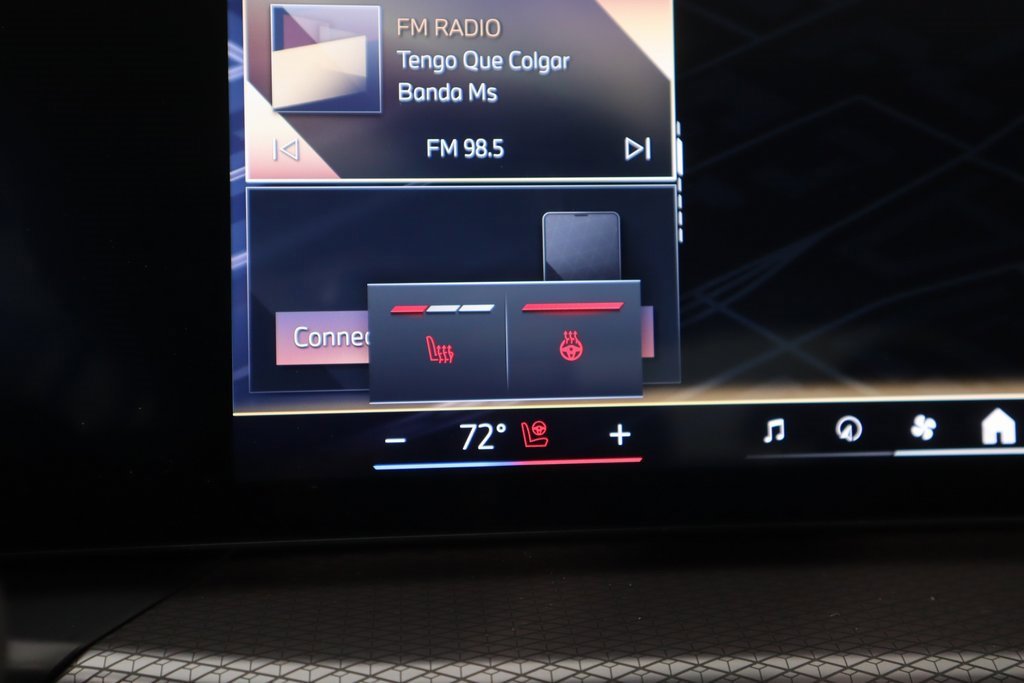 New 2025 BMW 330i xDrive Sedan w/ M Sport Package image 8