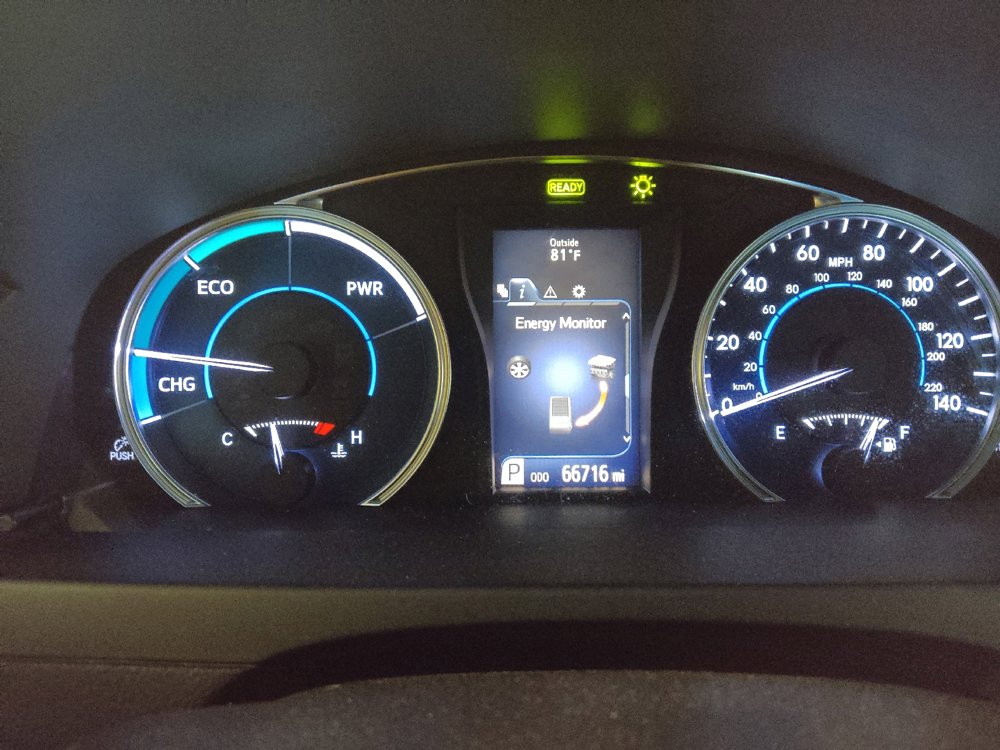 Used 2015 Toyota Camry LE FWD image 23