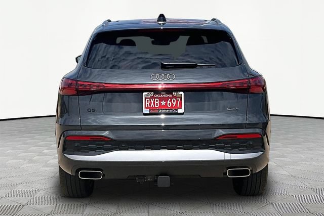 Used 2025 Audi Q5 Premium Plus w/ Premium Plus AWD/4WD image 4