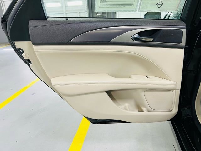 Used 2020 Lincoln MKZ AWD image 25