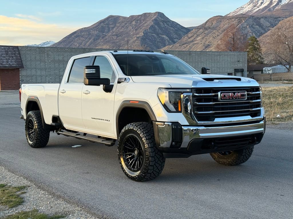 Used 2024 GMC Sierra 3500 SLE w/ SLE Convenience Package AWD/4WD image 1