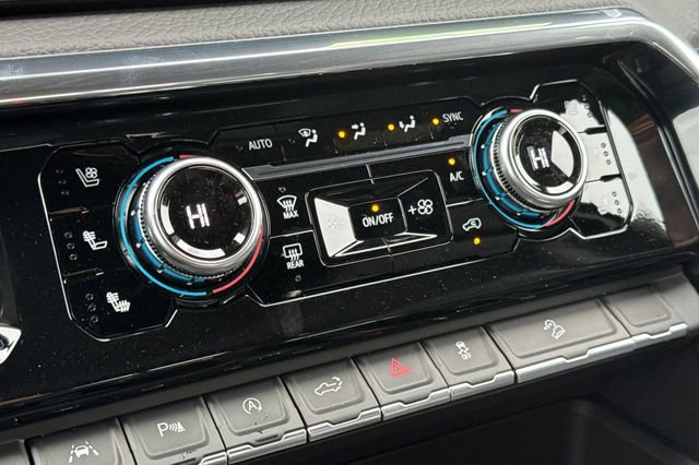 New 2026 GMC Sierra 1500 Denali w/ Denali Reserve Package image 24