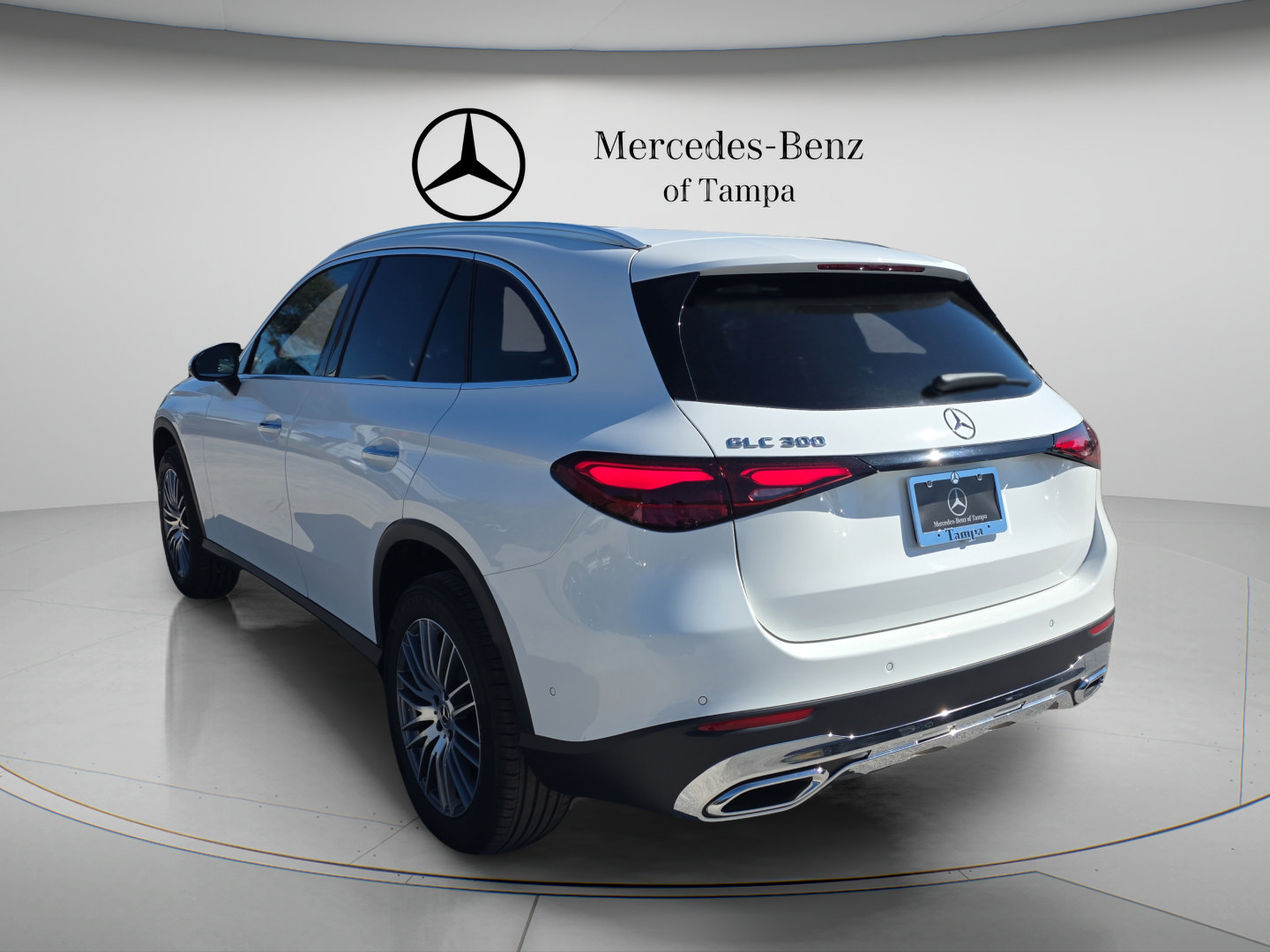 Certified 2026 Mercedes-Benz GLC 300 image 3