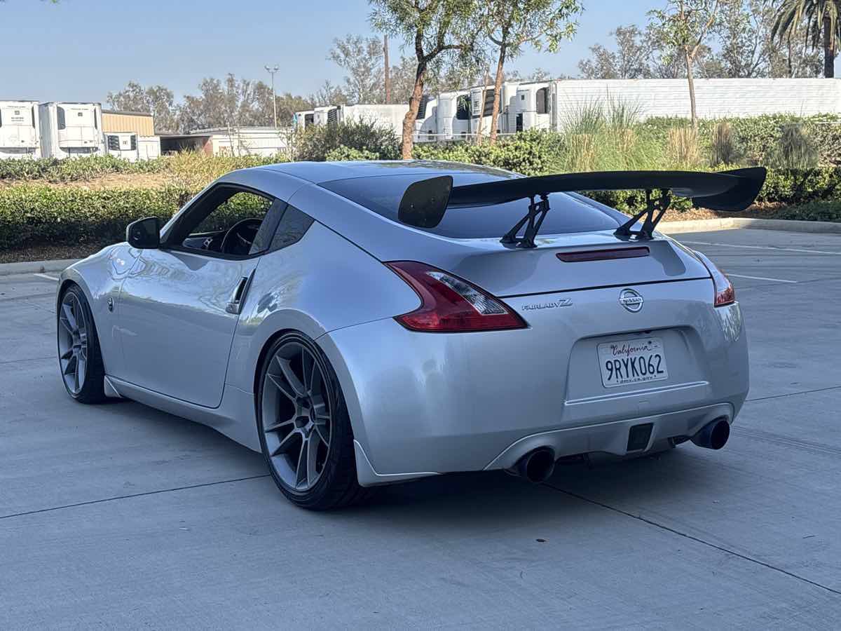 Used 2013 Nissan 370Z Coupe RWD image 5