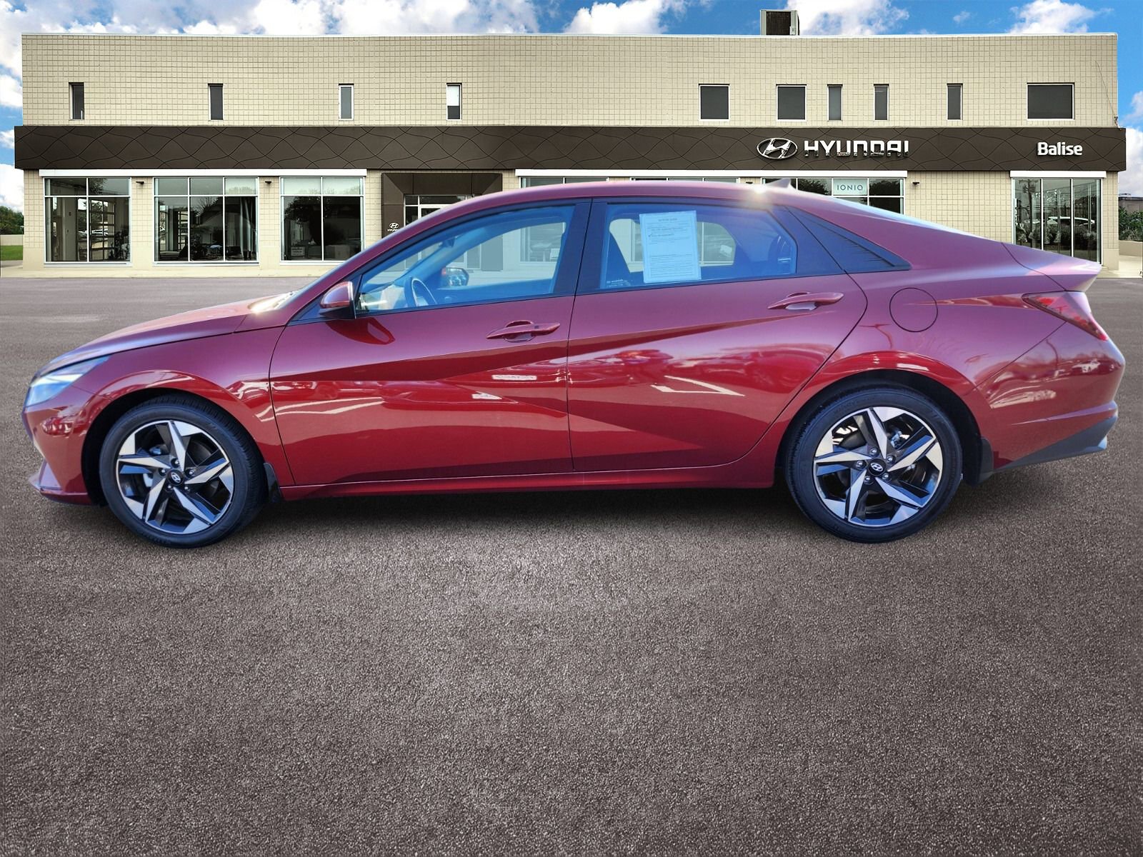 Certified 2023 Hyundai Elantra SEL w/ Convenience Package FWD image 6