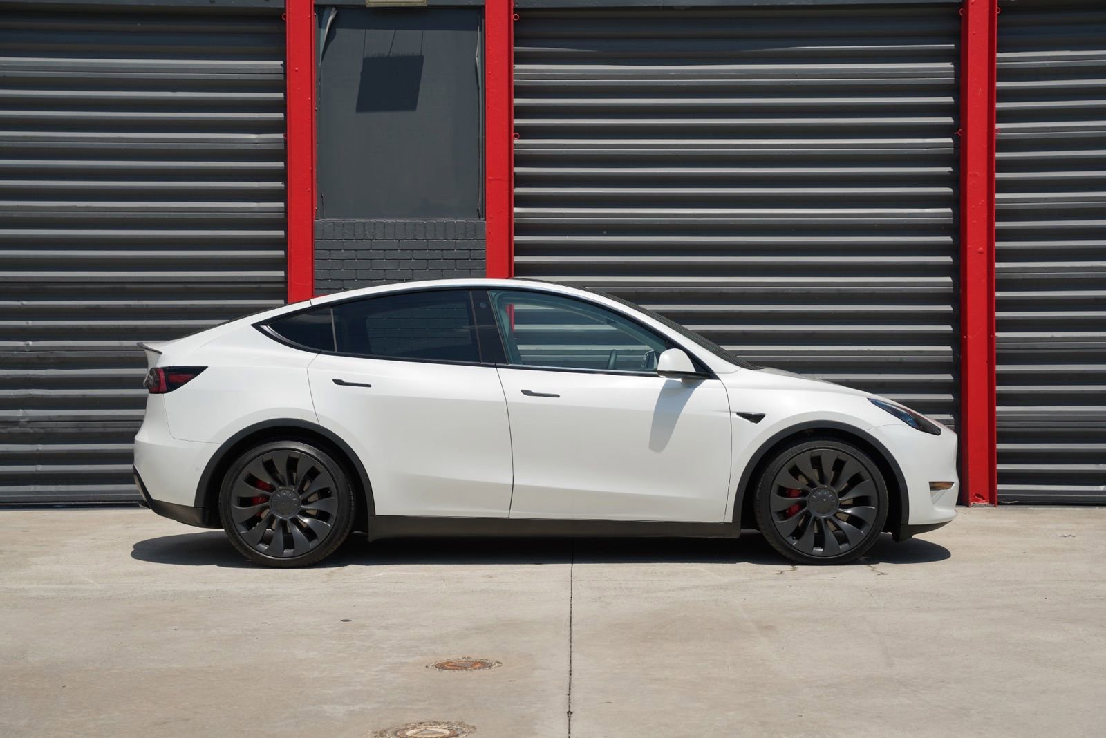 Used 2022 Tesla Model Y Performance AWD/4WD image 6