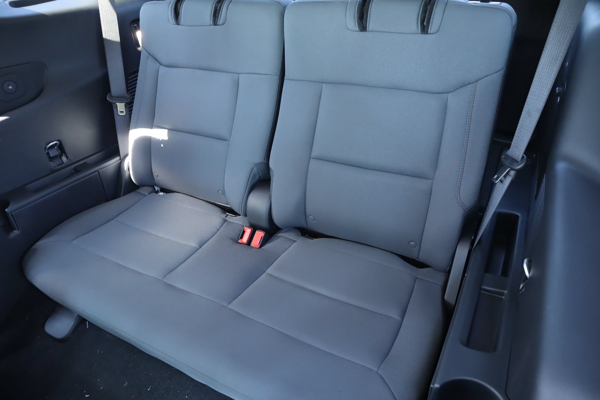 New 2026 Ford Explorer Active RWD image 15