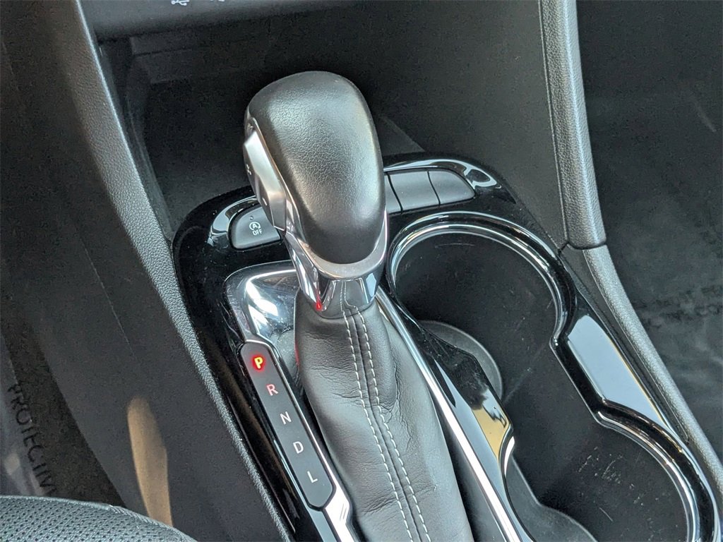 Used 2024 Buick Encore GX Sport Touring w/ Comfort Package image 17