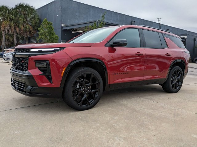 Used 2024 Chevrolet Traverse RS w/ LPO, Floor Liner Package FWD image 9