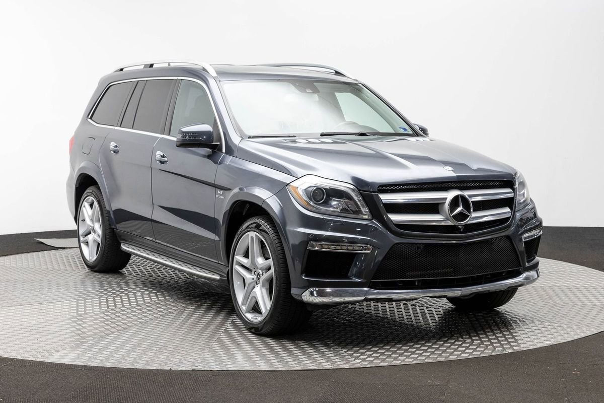 Used 2014 Mercedes-Benz GL 550 4MATIC image 4