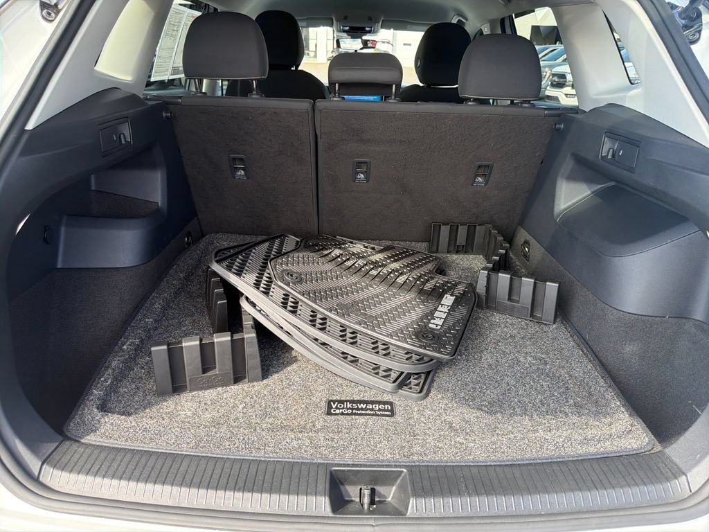 Used 2025 Volkswagen Tiguan S FWD image 28