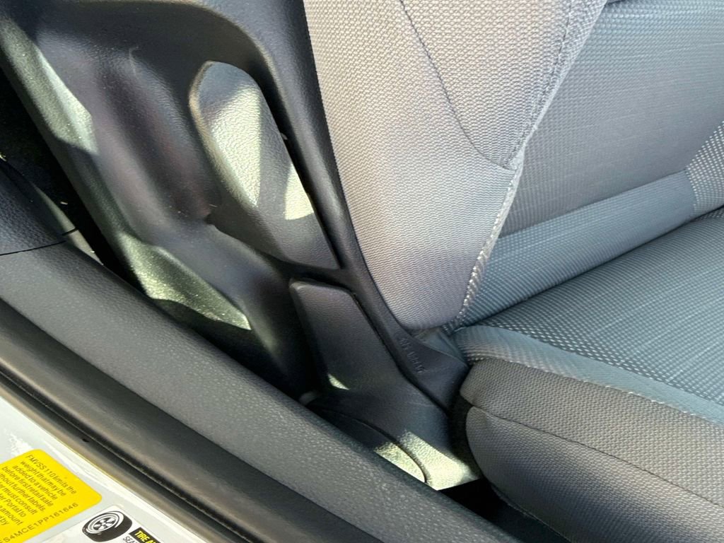 Used 2023 Toyota Corolla SE image 19