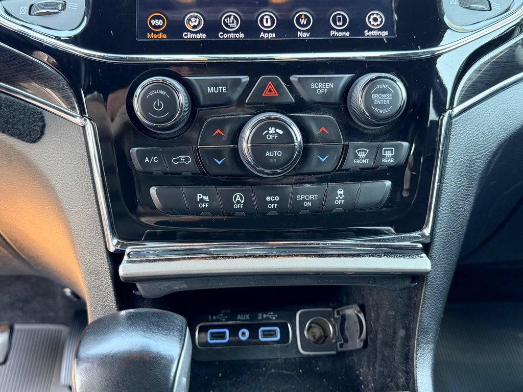 Used 2021 Jeep Grand Cherokee Trailhawk AWD/4WD image 15