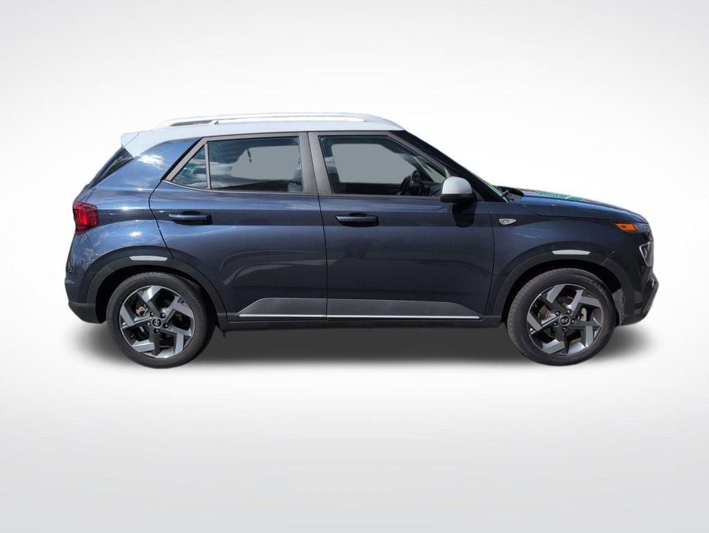 Certified 2023 Hyundai Venue Limited image 8