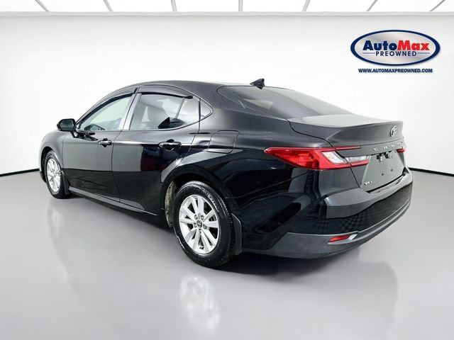 Used 2025 Toyota Camry LE w/ Convenience Package FWD image 5