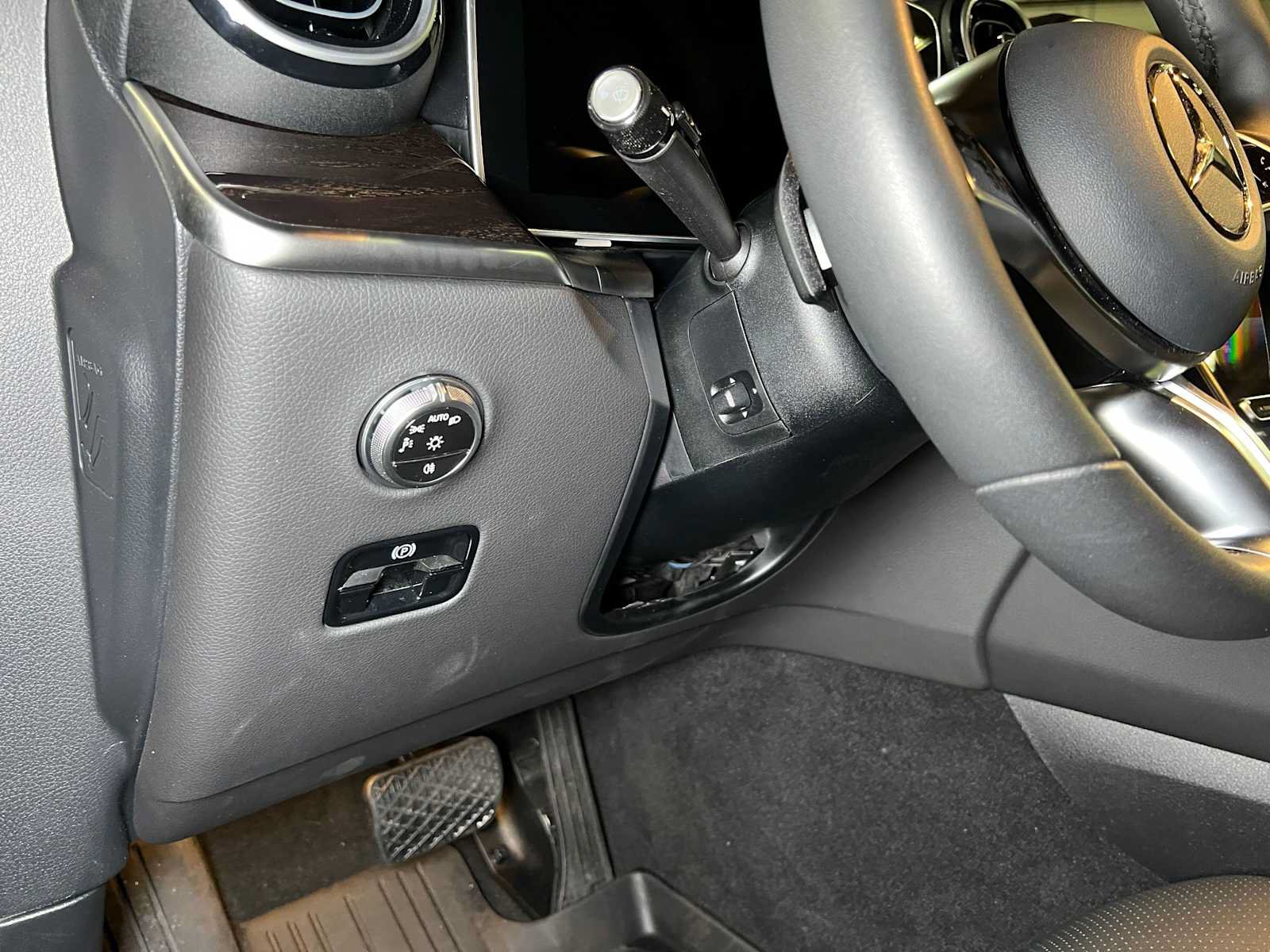 Used 2026 Mercedes-Benz GLC 300 4MATIC image 28