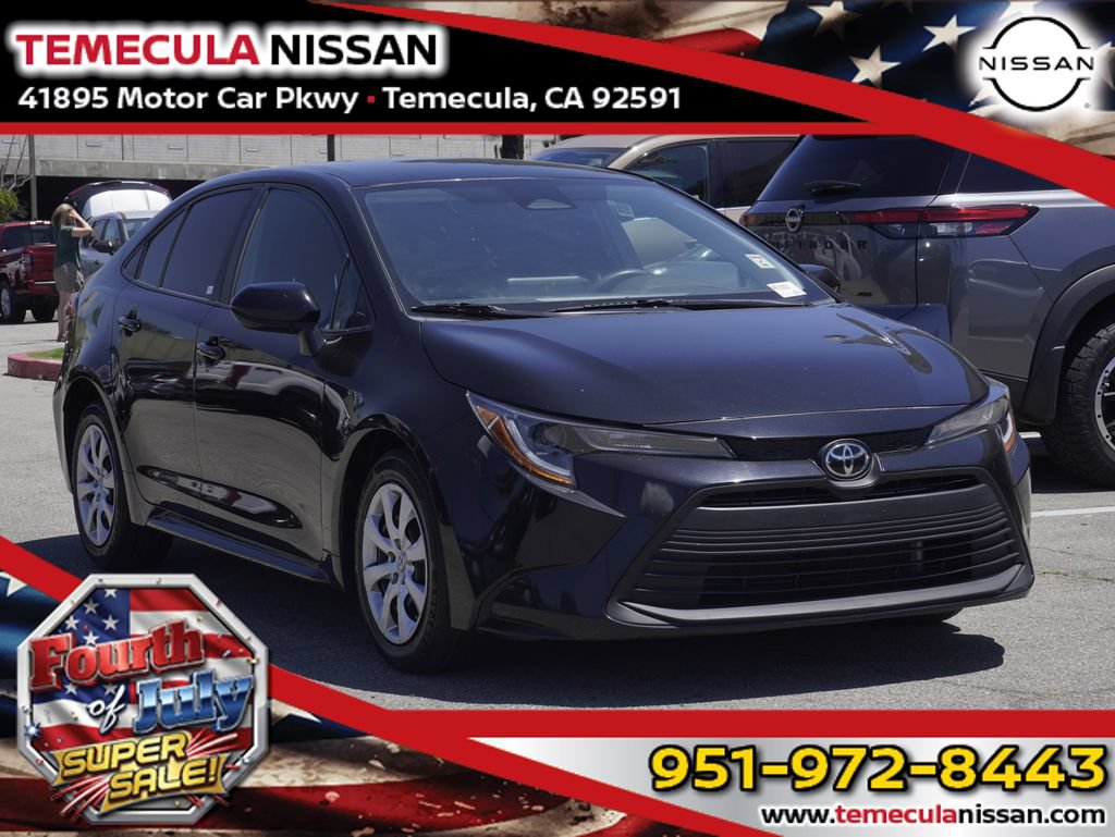 Used 2023 Toyota Corolla LE FWD image 1
