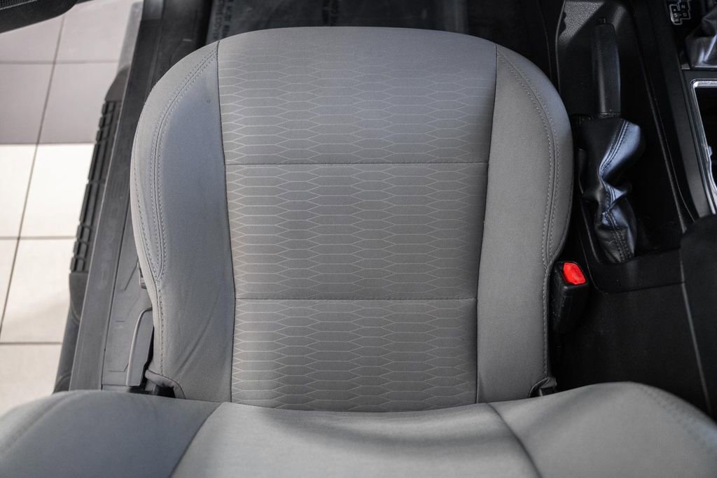 Used 2016 Toyota Tacoma SR5 image 22