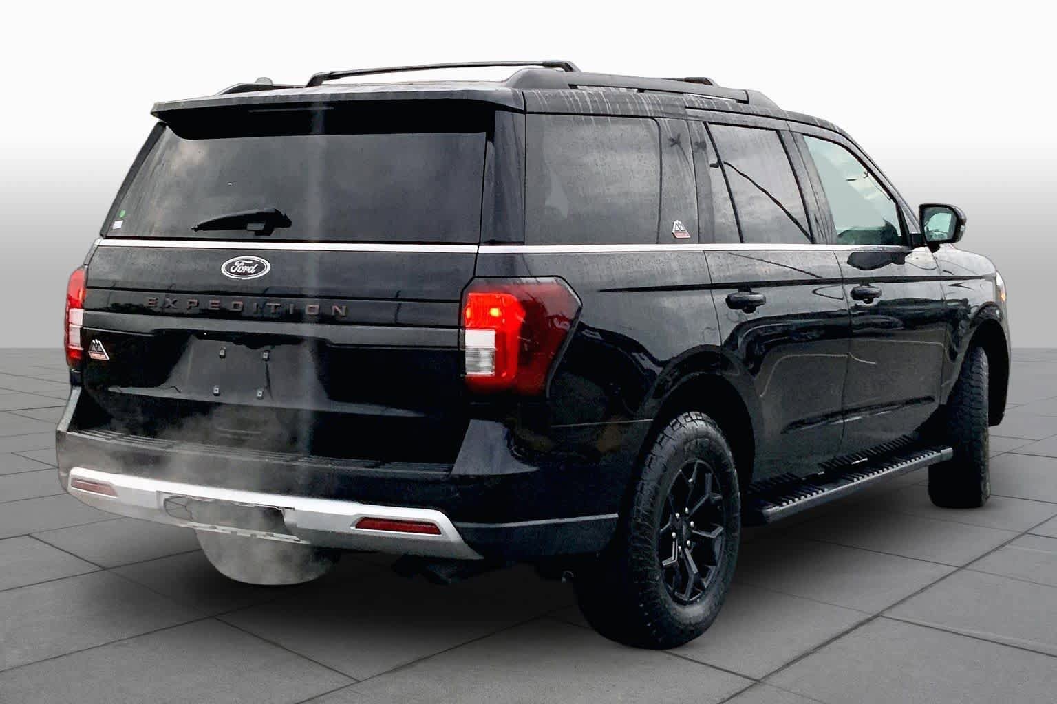 Used 2023 Ford Expedition Timberline AWD/4WD image 12