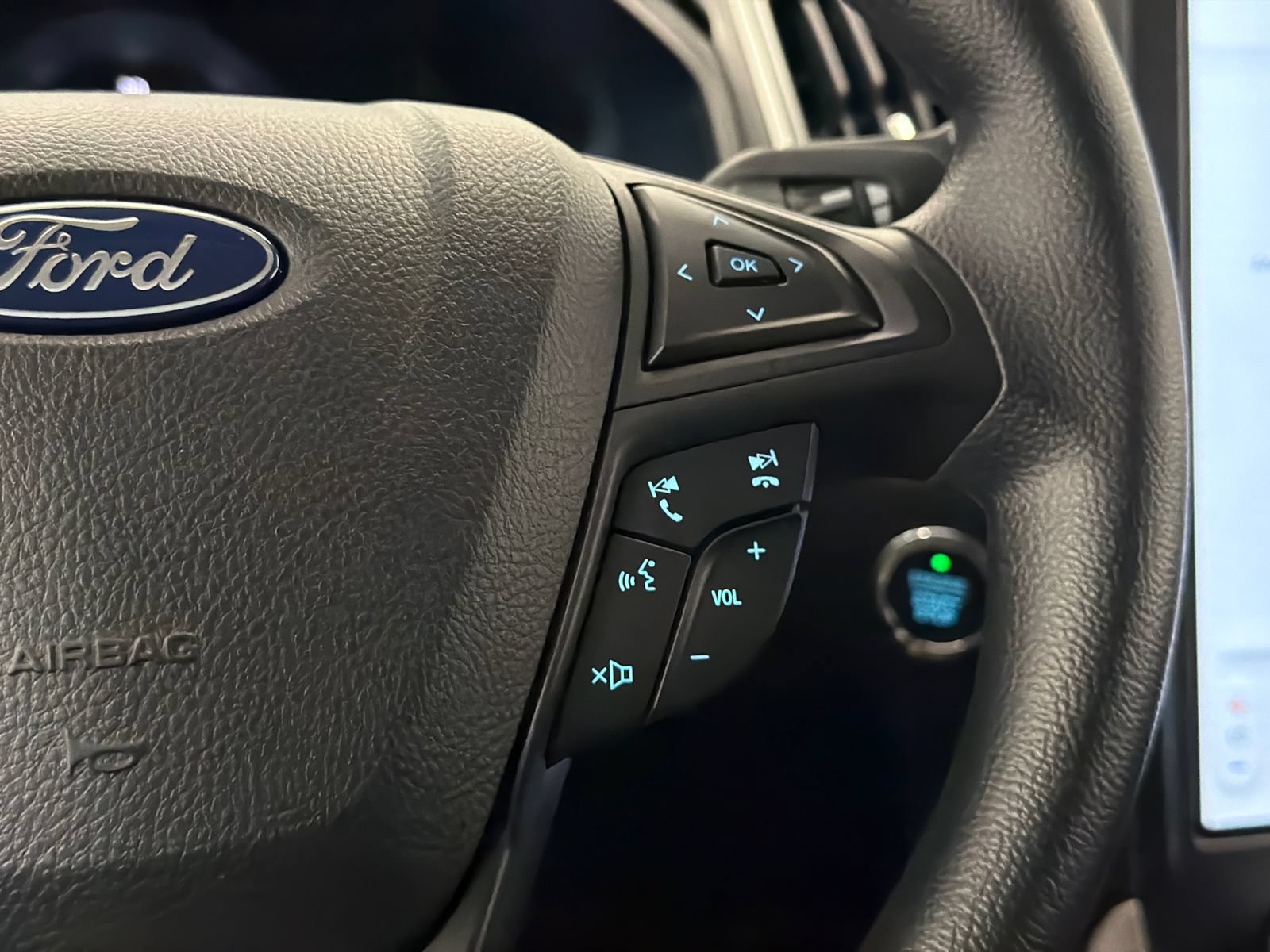 New 2024 Ford Edge SE AWD/4WD image 18