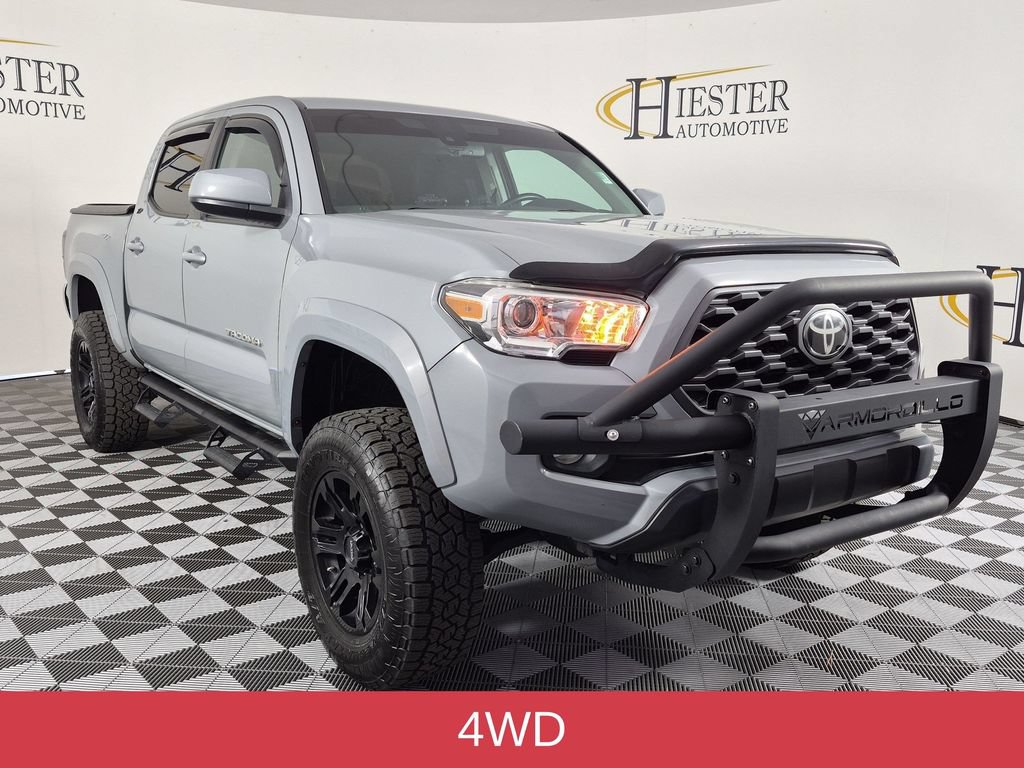Used 2020 Toyota Tacoma SR5 AWD/4WD image 2