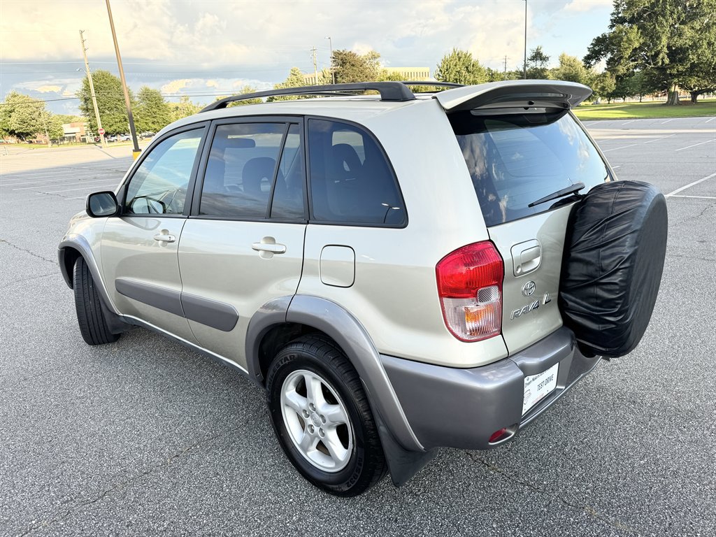 Used 2001 Toyota RAV4 4WD image 25