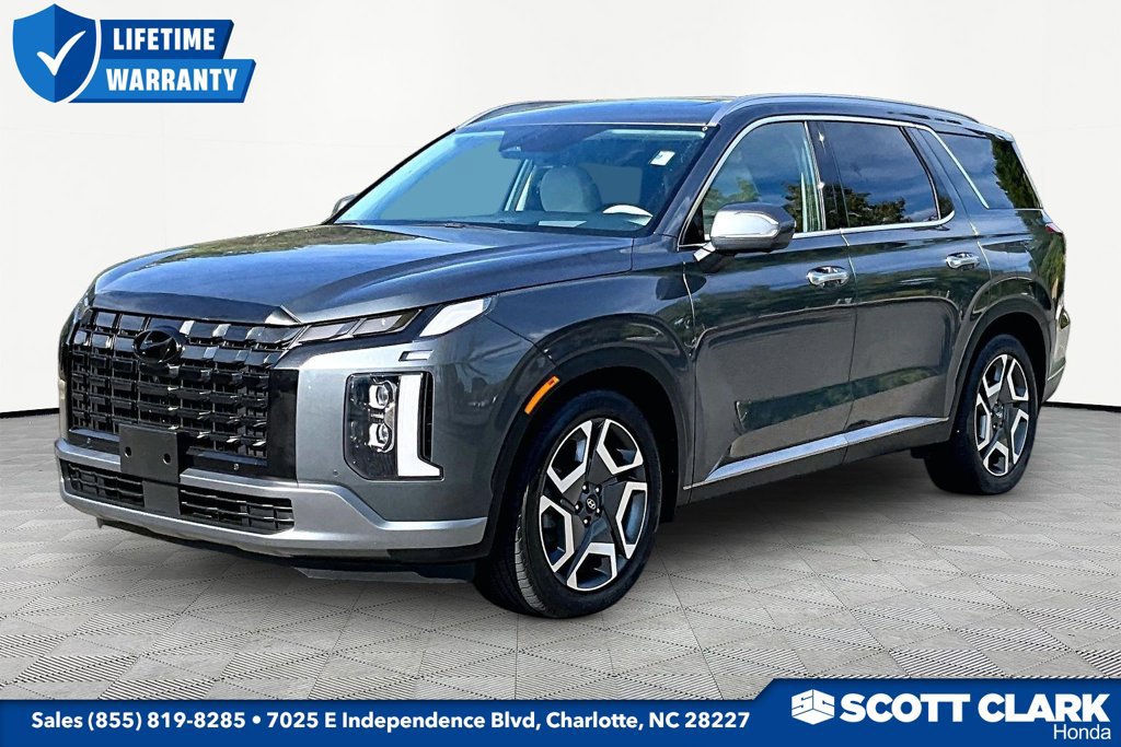 Used 2024 Hyundai Palisade Limited AWD/4WD image 3