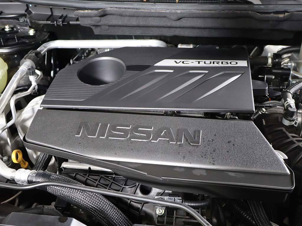 Used 2023 Nissan Rogue SV image 14