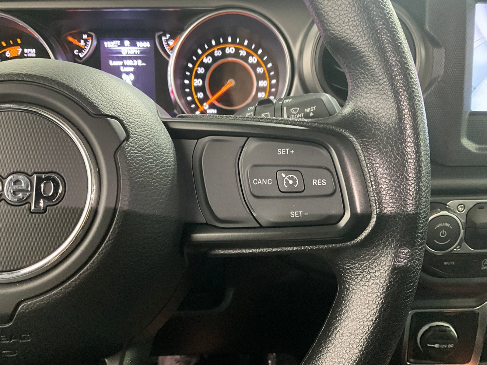 Used 2022 Jeep Wrangler Unlimited Sport AWD/4WD image 17