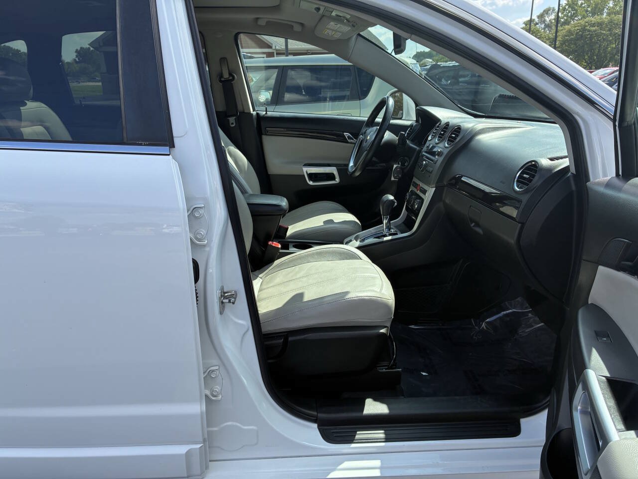Used 2013 Chevrolet Captiva Sport LTZ FWD image 27