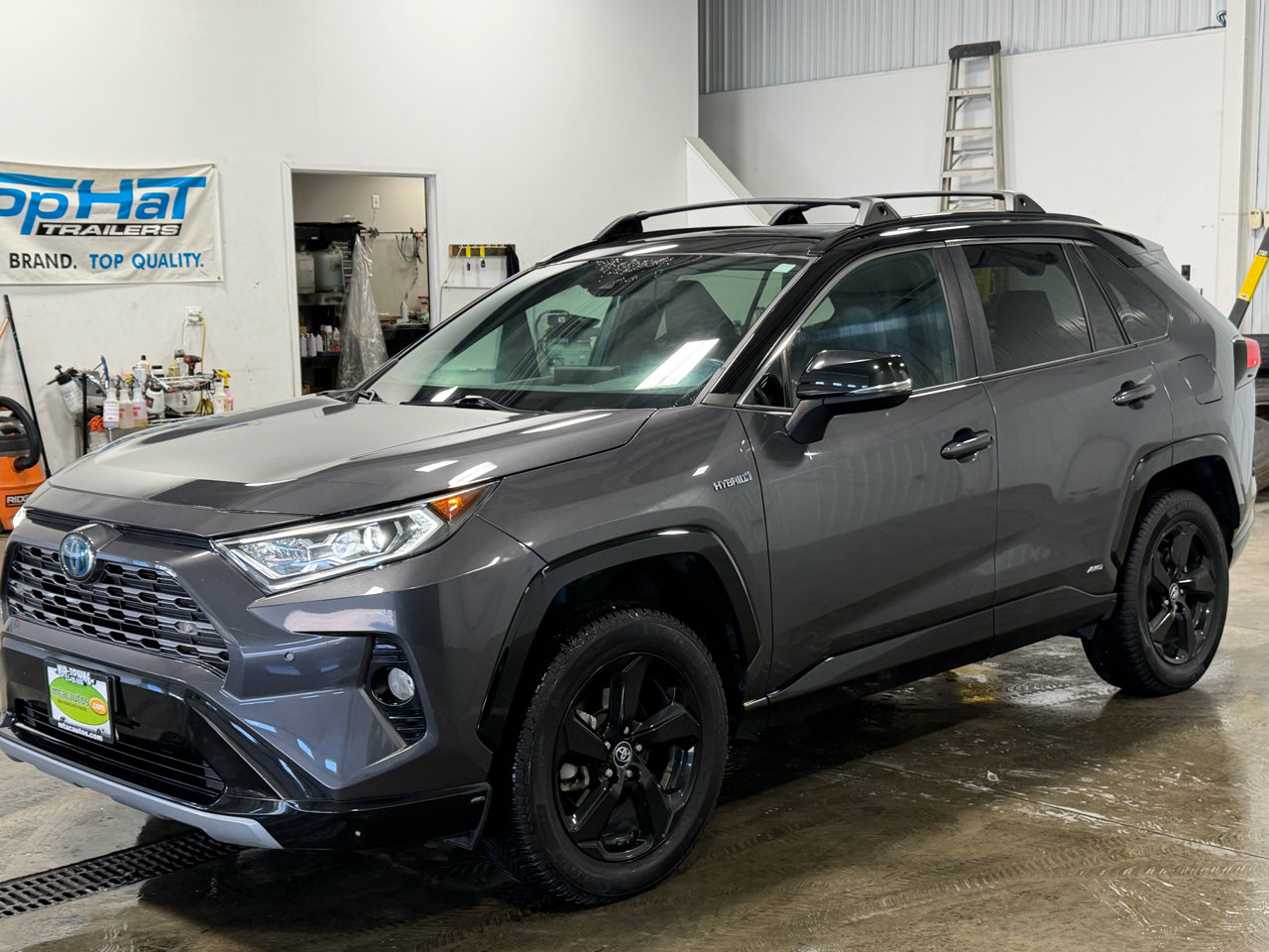 Used 2020 Toyota RAV4 XSE image 9