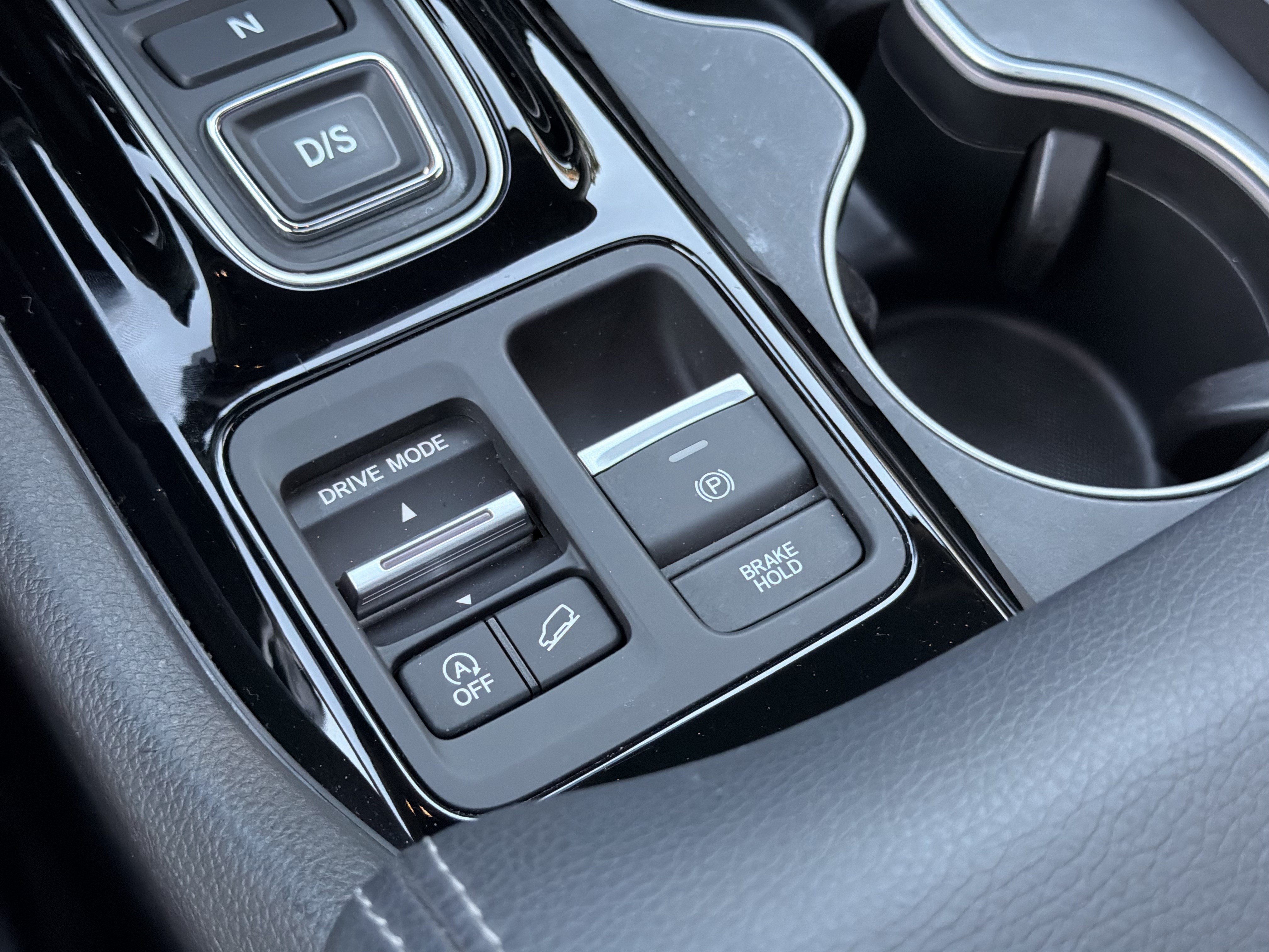 Certified 2023 Honda Pilot Touring image 23