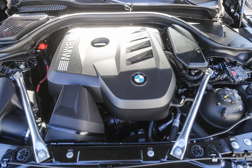 Certified 2025 BMW 530i image 23