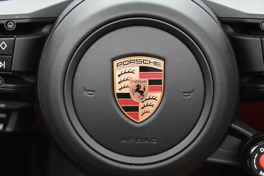 Certified 2025 Porsche 911 Targa 4 GTS AWD/4WD image 27