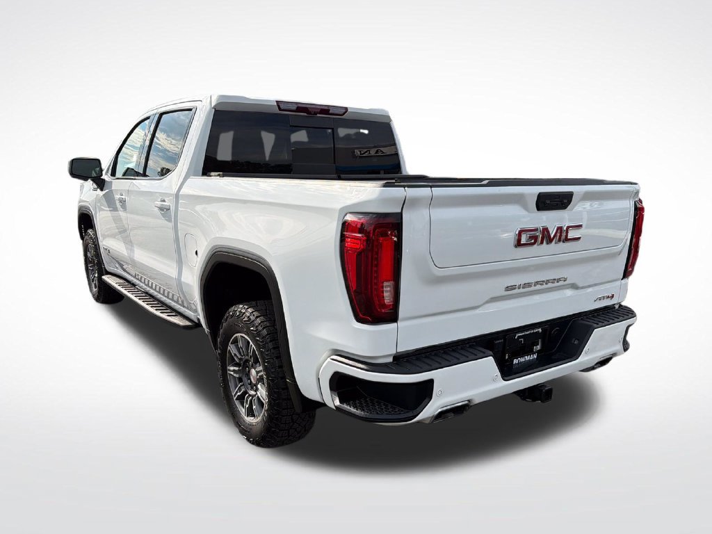 Used 2024 GMC Sierra 1500 AT4 w/ Technology Package AWD/4WD image 10