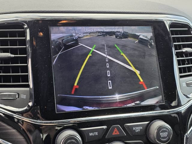 Used 2019 Jeep Grand Cherokee Limited w/ Trailer Tow Group IV AWD/4WD image 12
