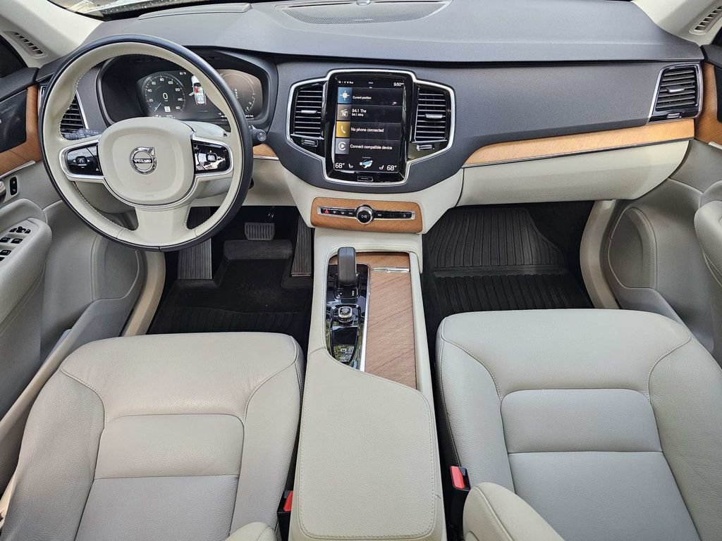 Used 2022 Volvo XC90 T8 Inscription Expression w/ Advanced Package AWD/4WD image 19