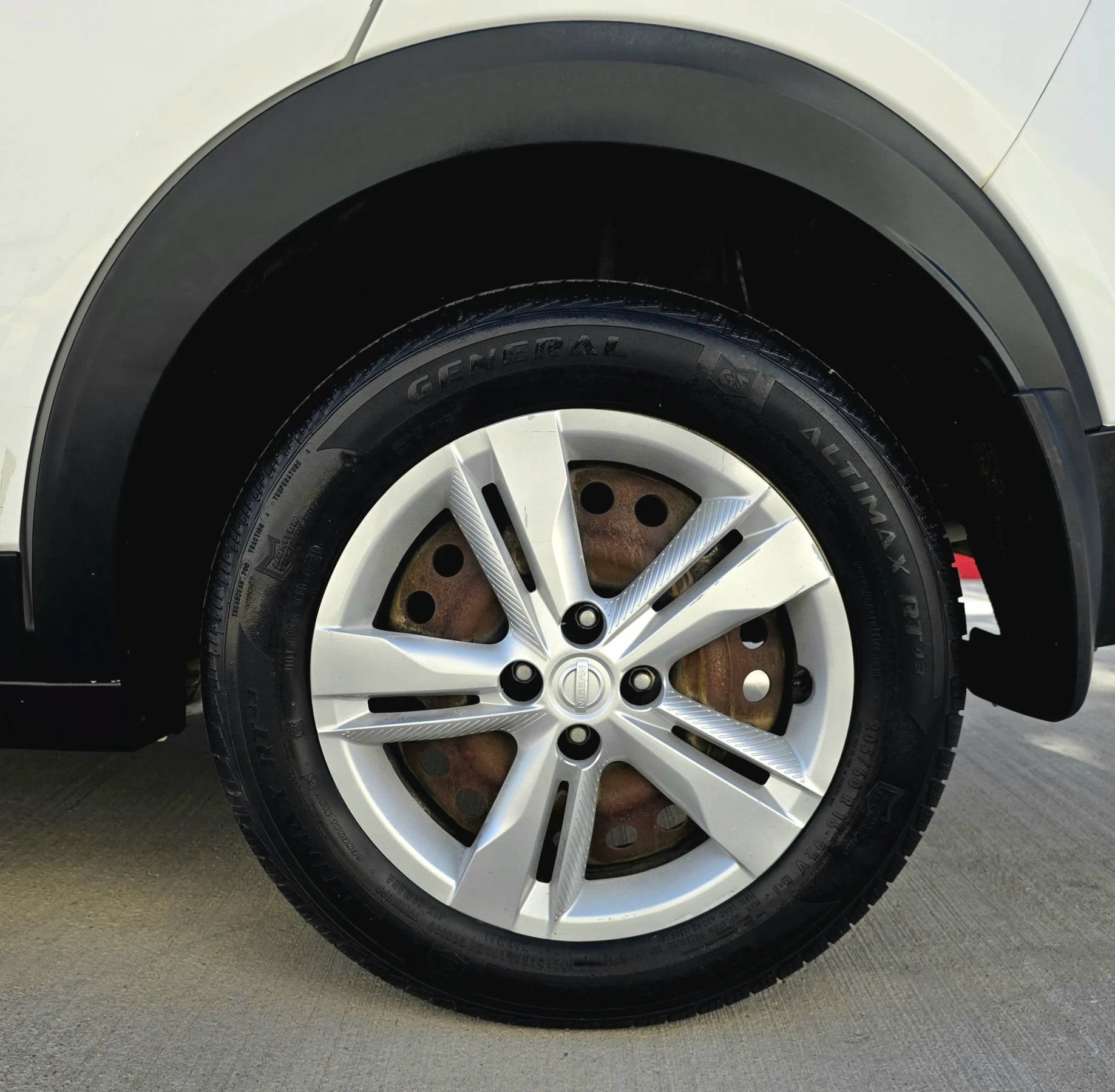 Used 2018 Nissan Kicks S w/ Exterior Package FWD image 45