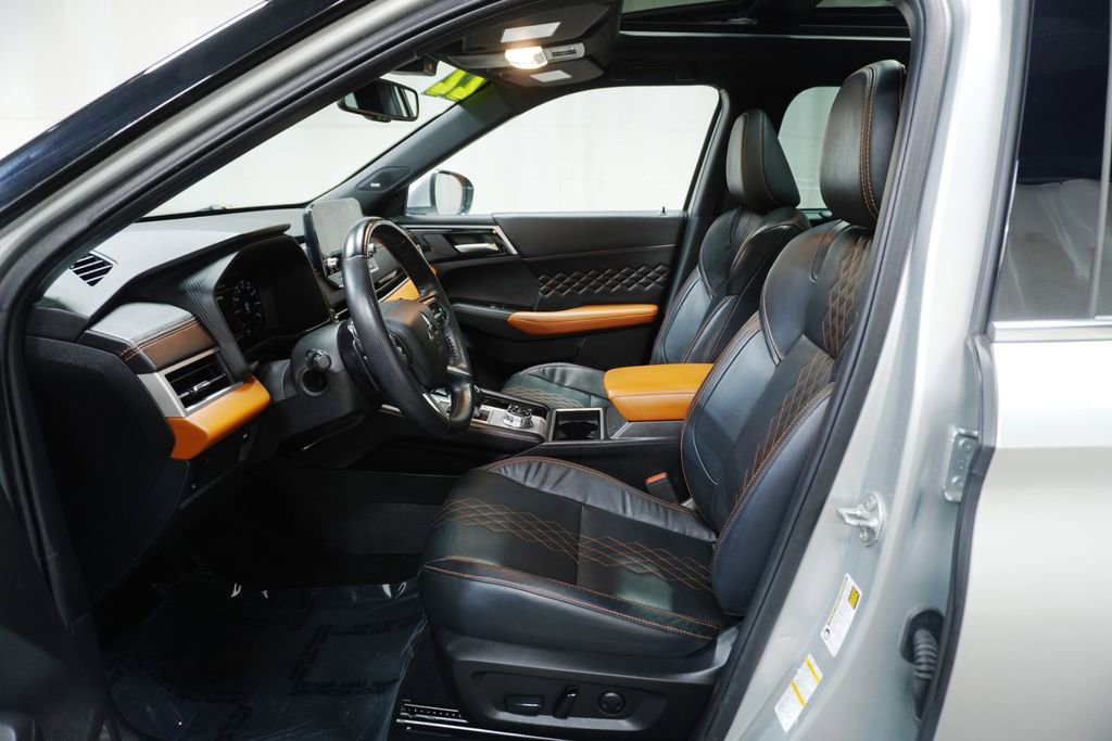 Used 2022 Mitsubishi Outlander SEL image 14