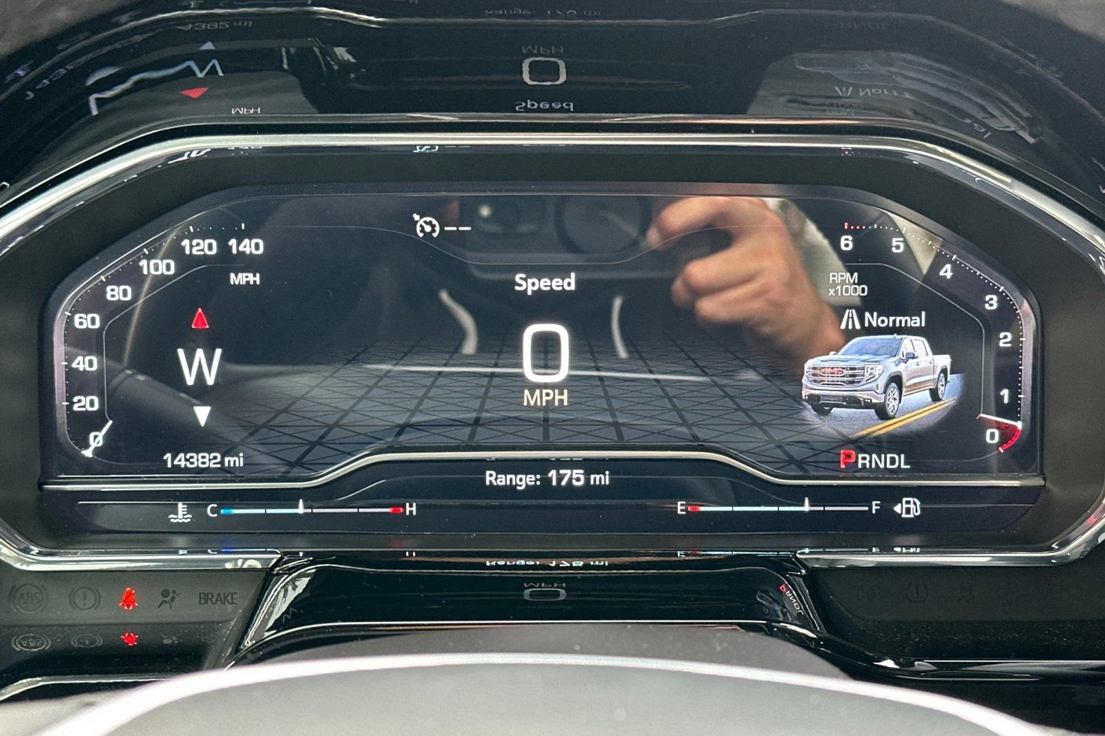 Certified 2024 GMC Sierra 1500 Elevation image 25