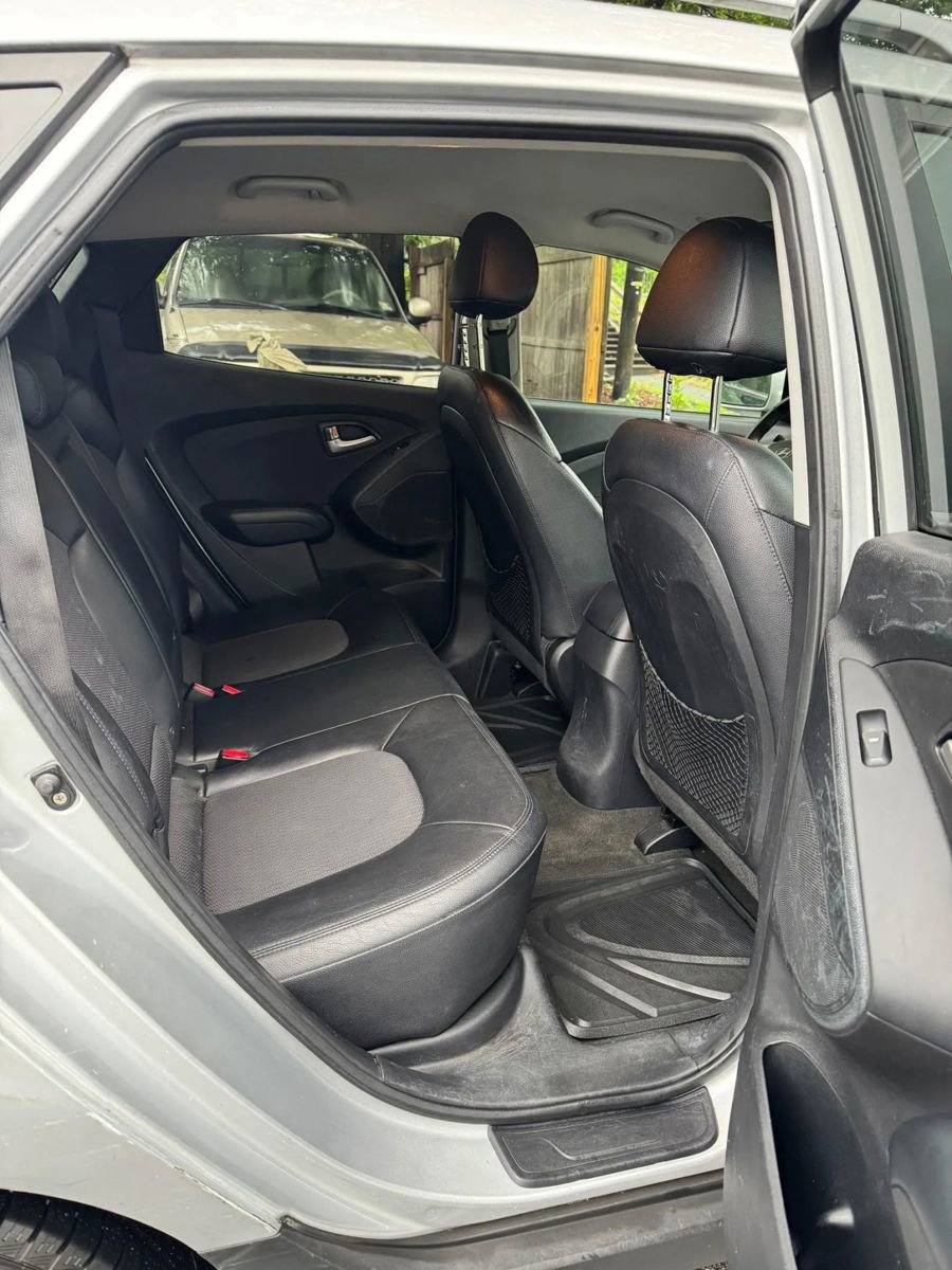Used 2012 Hyundai Tucson GLS AWD/4WD image 9
